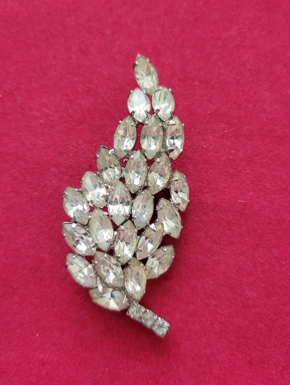 Vintage Crystal Leaf Brooch Pin Marquise Cut Prong Set Silver Plated MCM